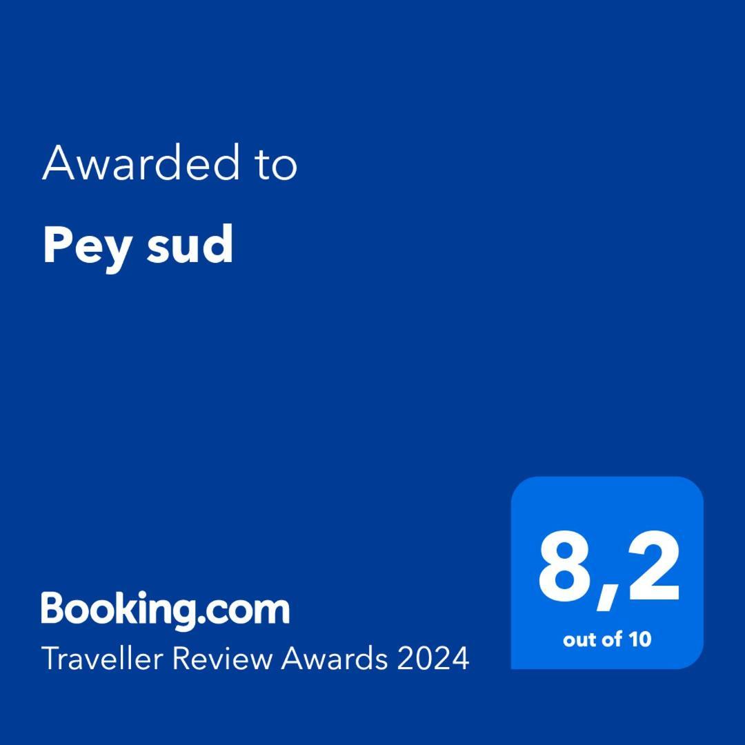 Pey Sud Hotel Sistels Екстериор снимка